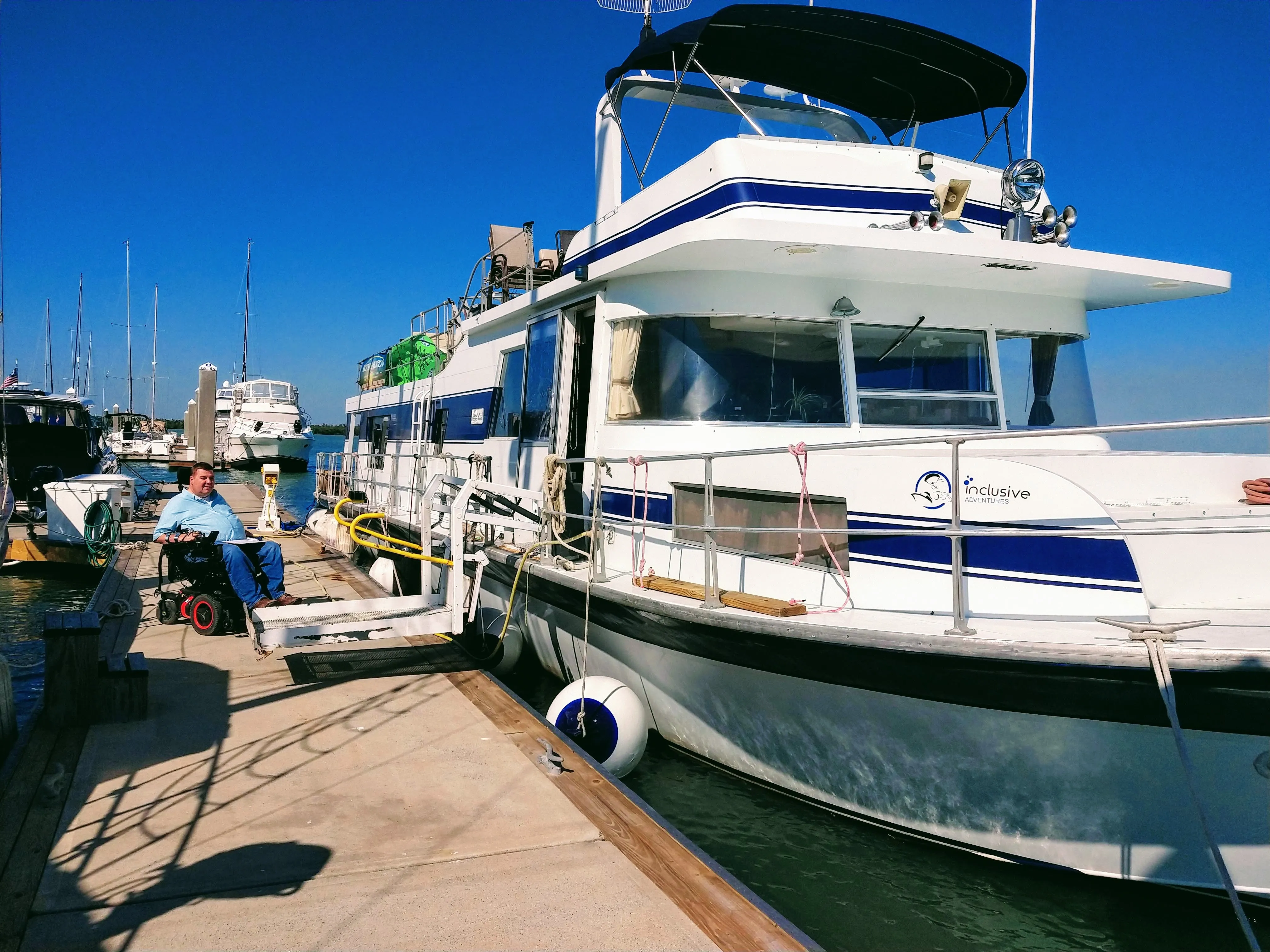 Stay Aboard M/V Possibilities - Accessible, Solar-Hybrid Motor Yacht - North Fort Myers, FL