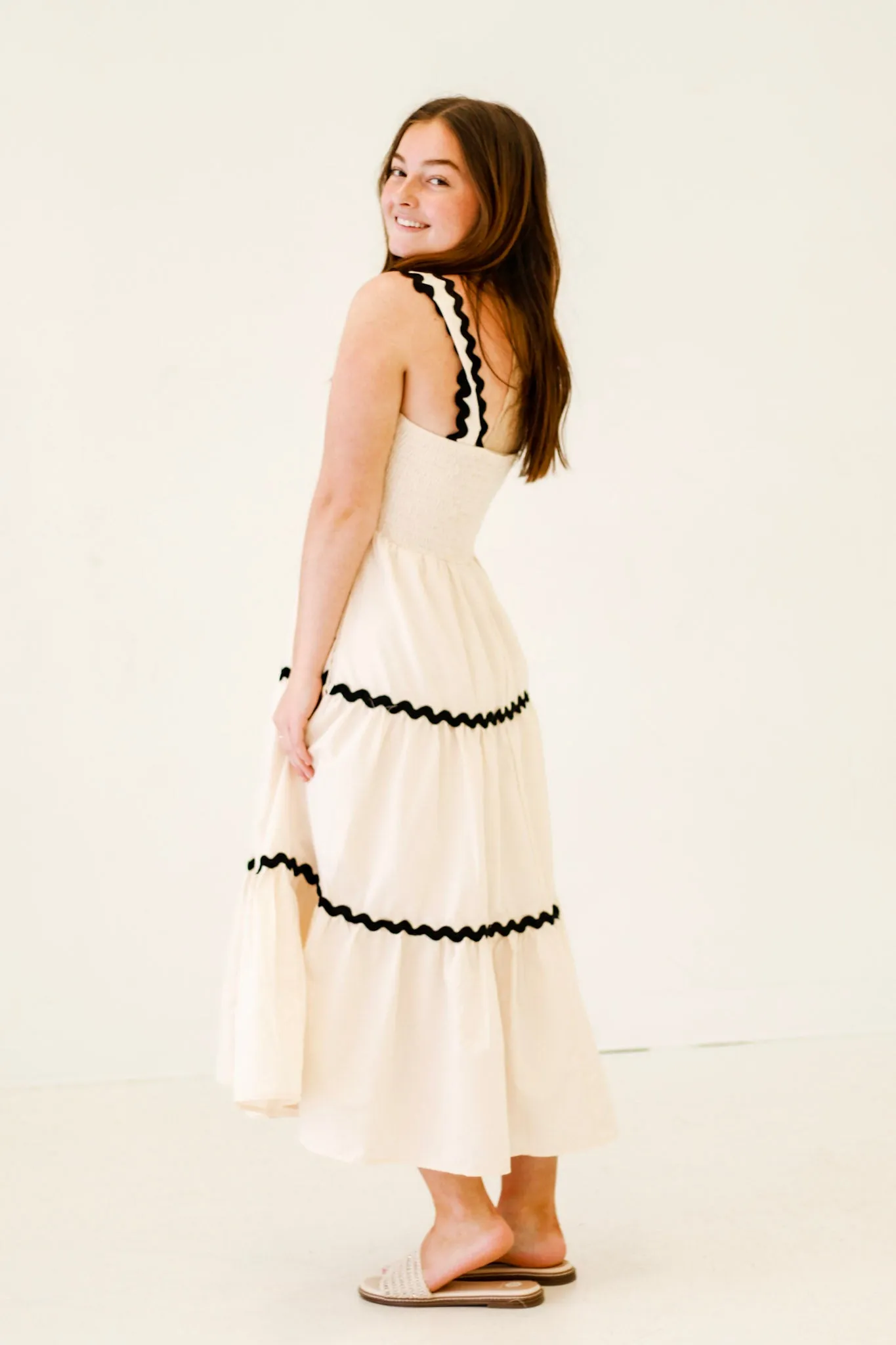 Summer Date Sleeveless Midi Dress in Ecru