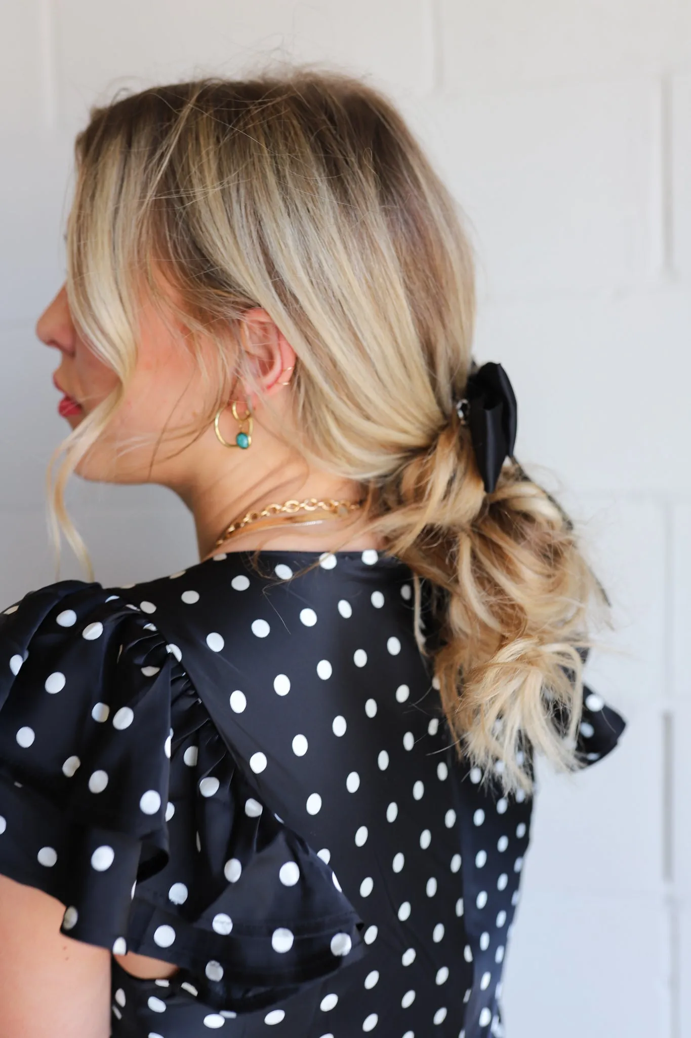 SUNLIGHT IN HER HAIR BOW ( 2 COLORS )