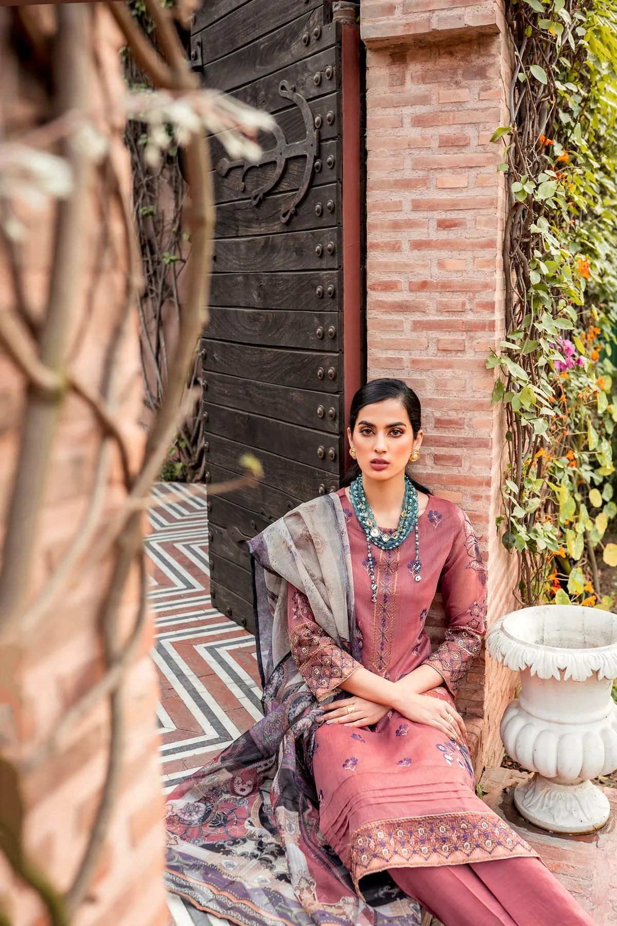 Tea Pink Embroidered Salwar Kameez Pakistani Eid Dress