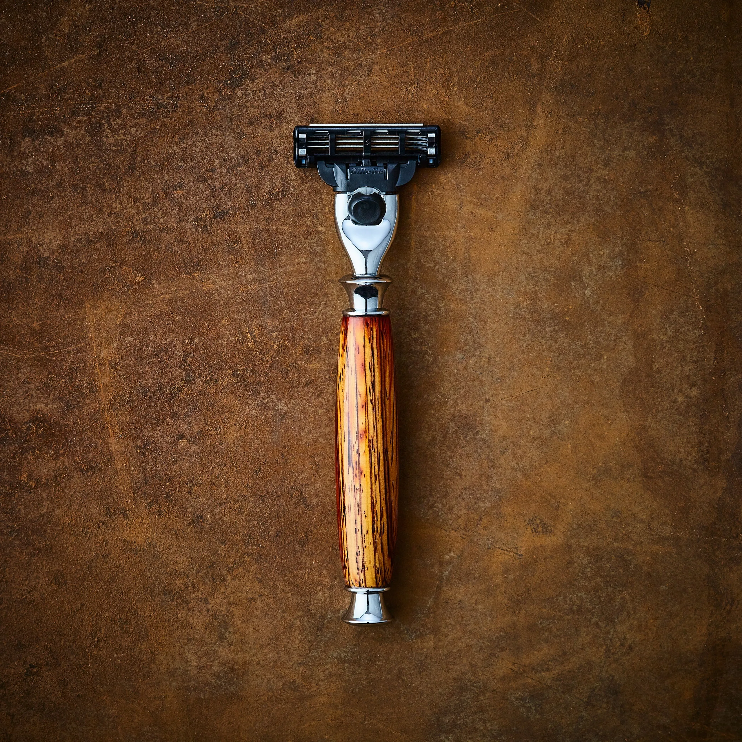 The Ace Razor (Rosewood)