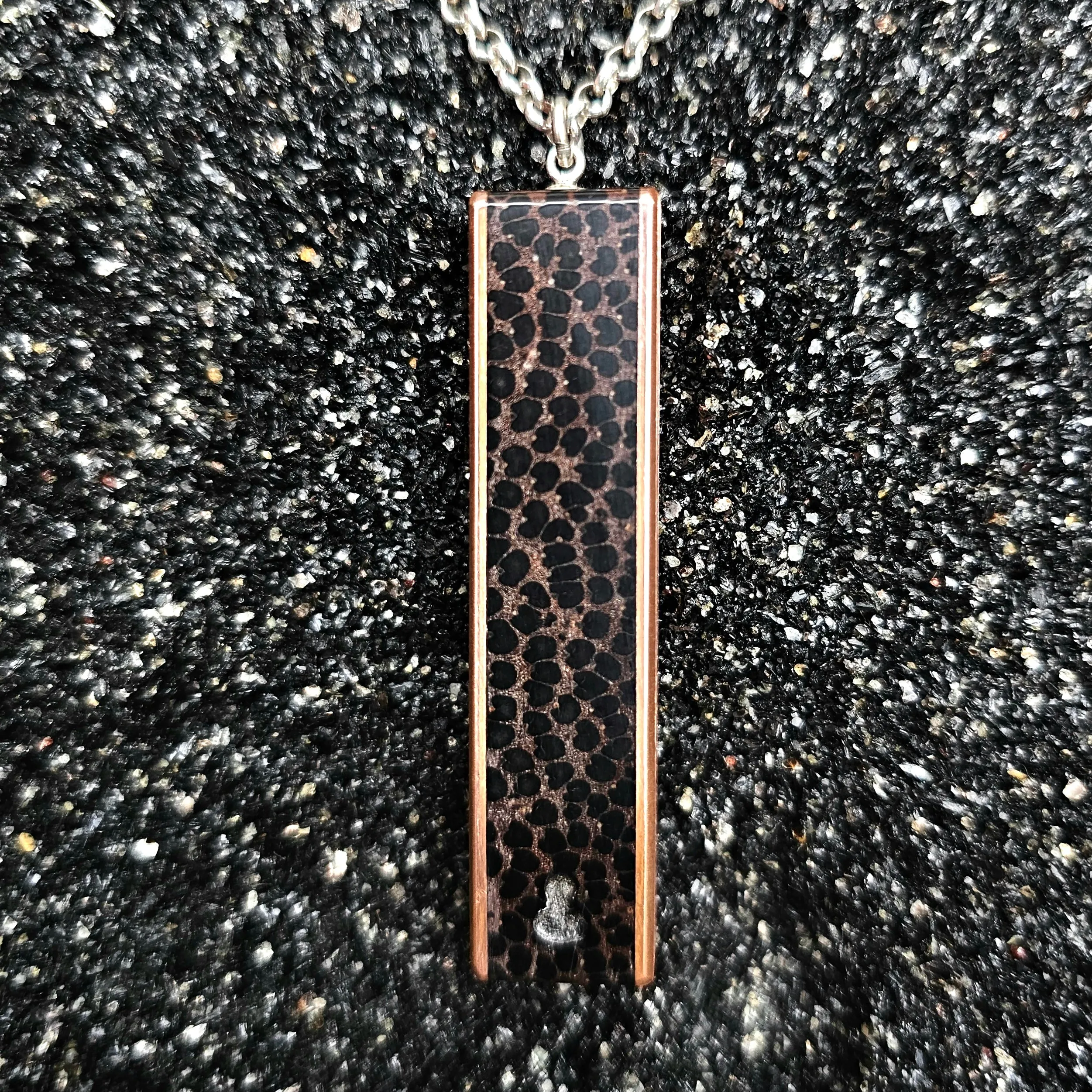 The Fineline Necklace (Fossilized Light Red Brain Coral, Black Palm Wood & Copper)