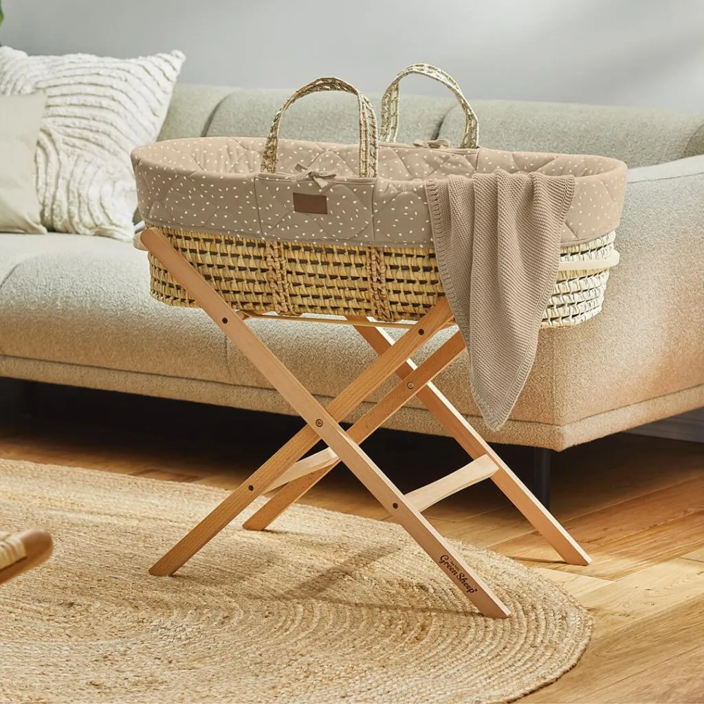 THE LITTLE GREEN SHEEP Natural Quilted Moses Basket & Mattress - Truffle Rice