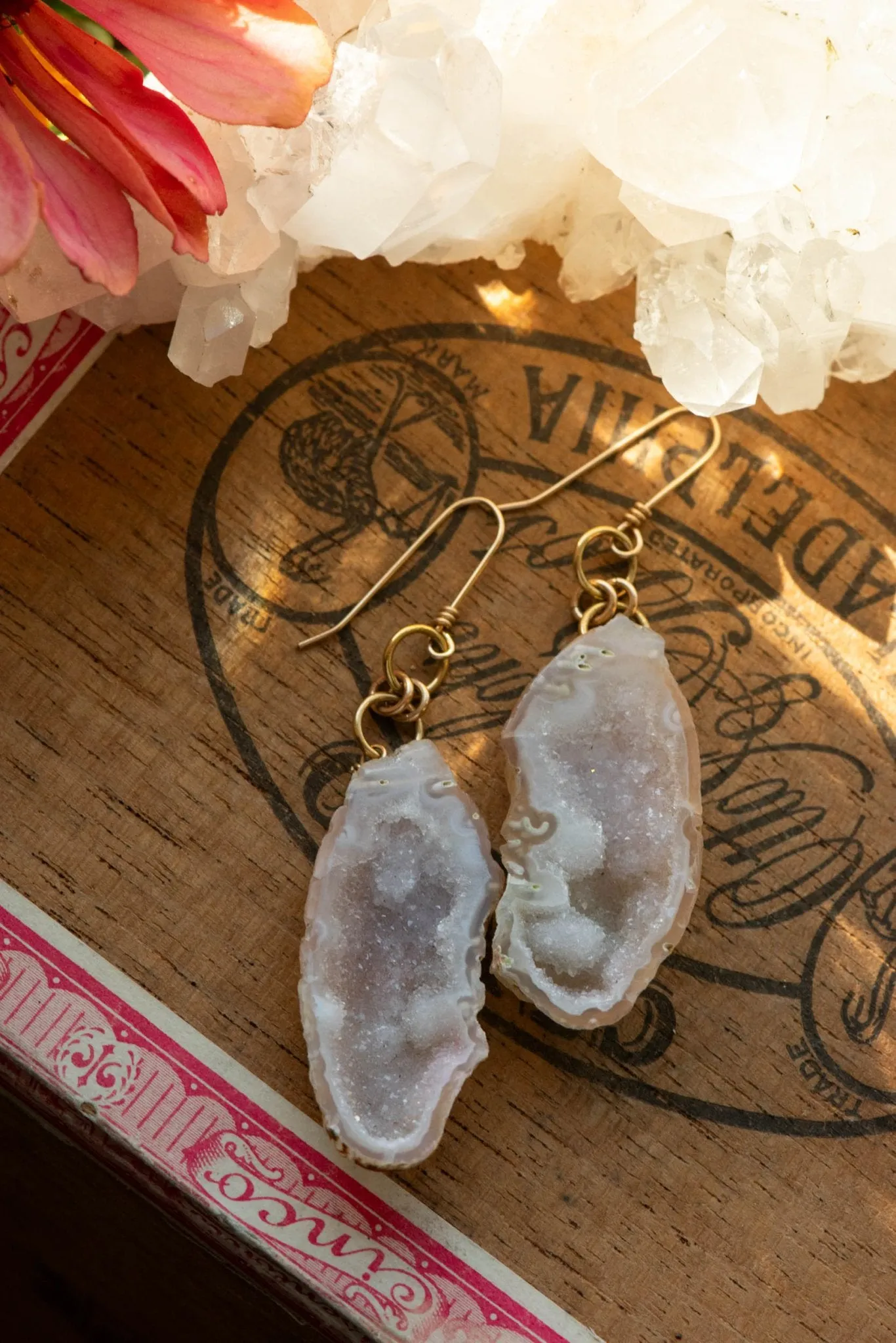 THE WILDS EARRING SET