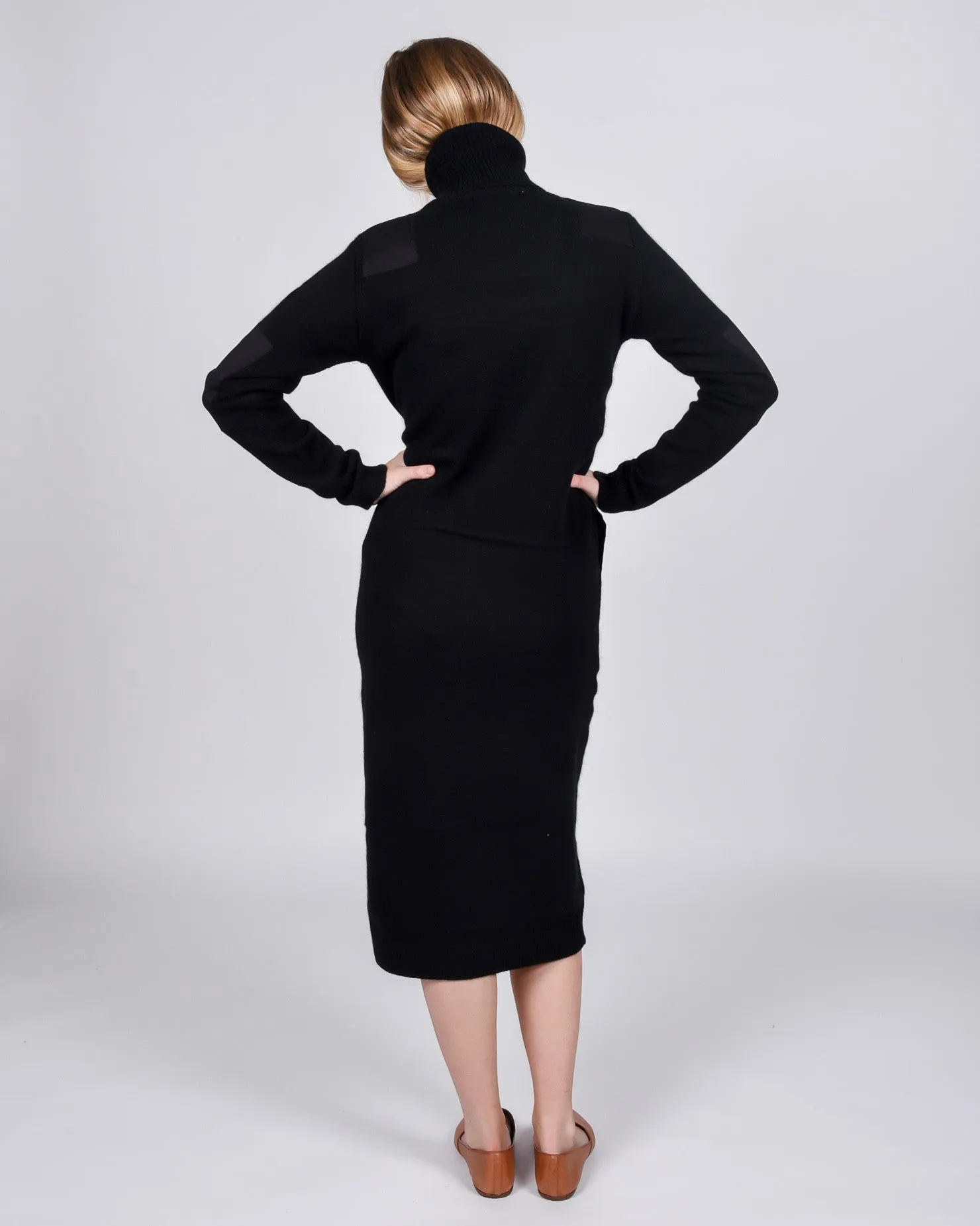 Theodore knit dress in black