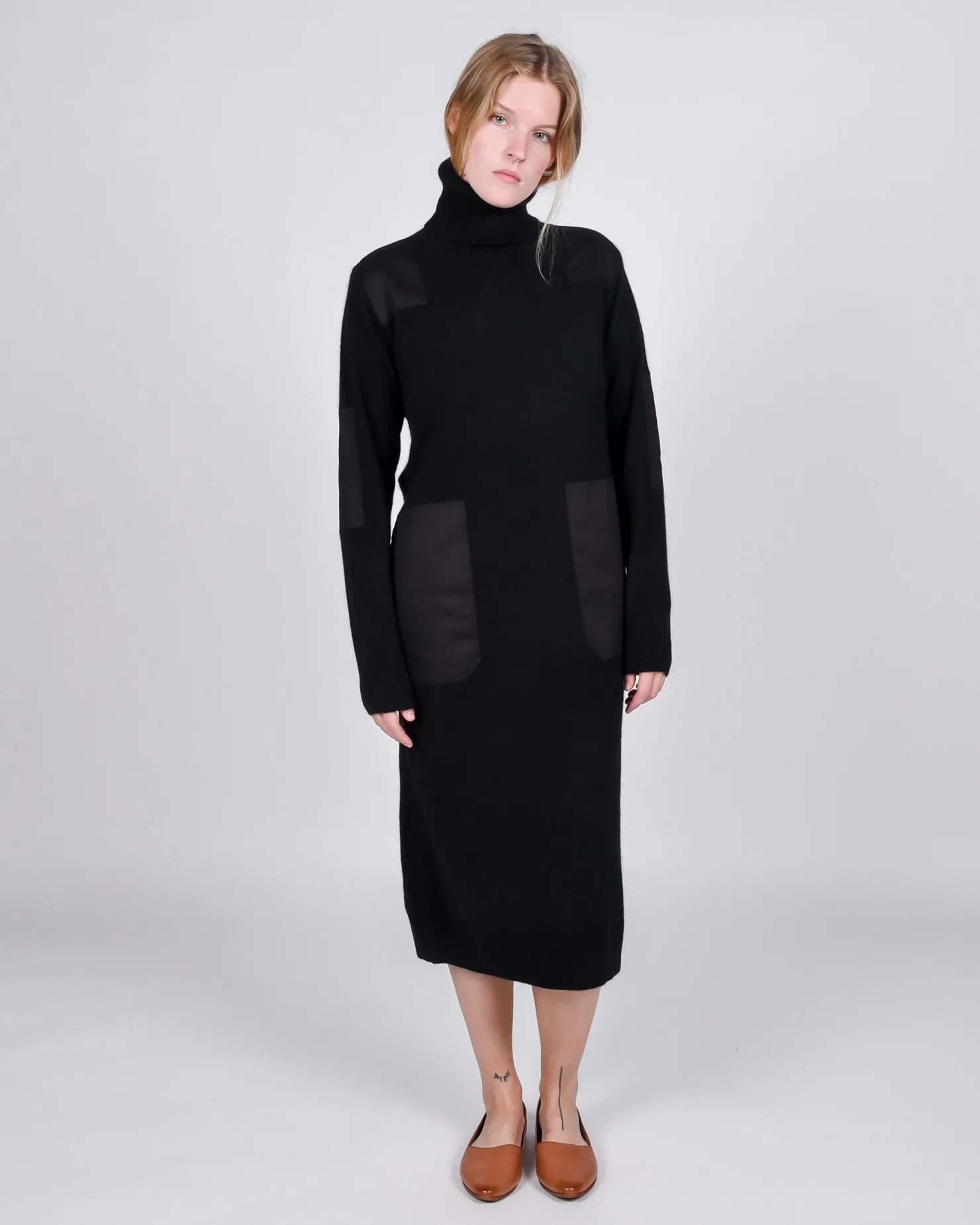Theodore knit dress in black