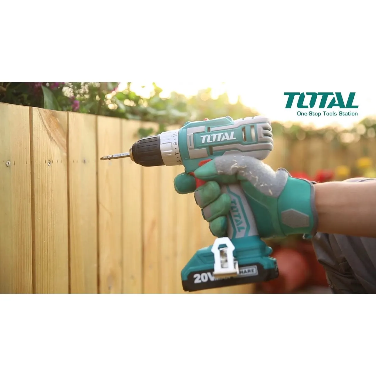 Total Lithium-Ion Cordless Drill 20V with Two Batteries - TDLI200528