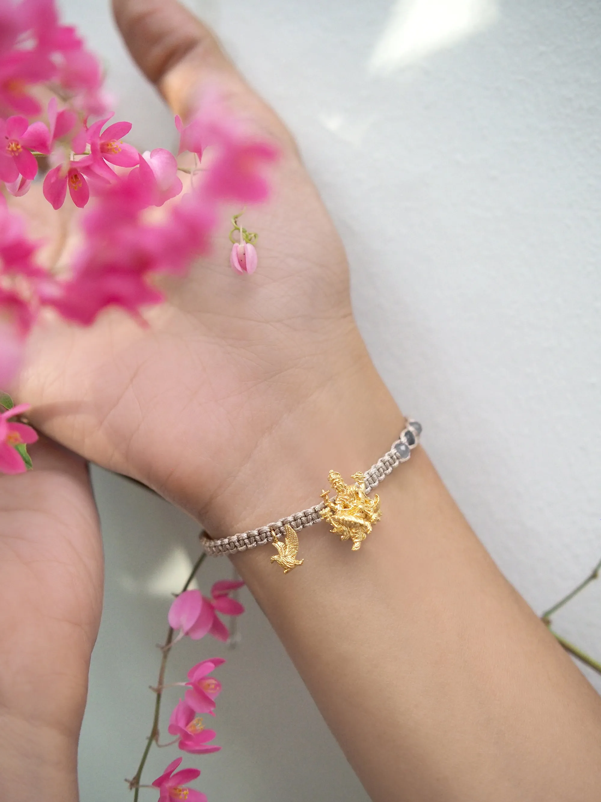 Trimurti Vishnu Gray Quartz Elegant Bracelet  |  Favora - Trinity