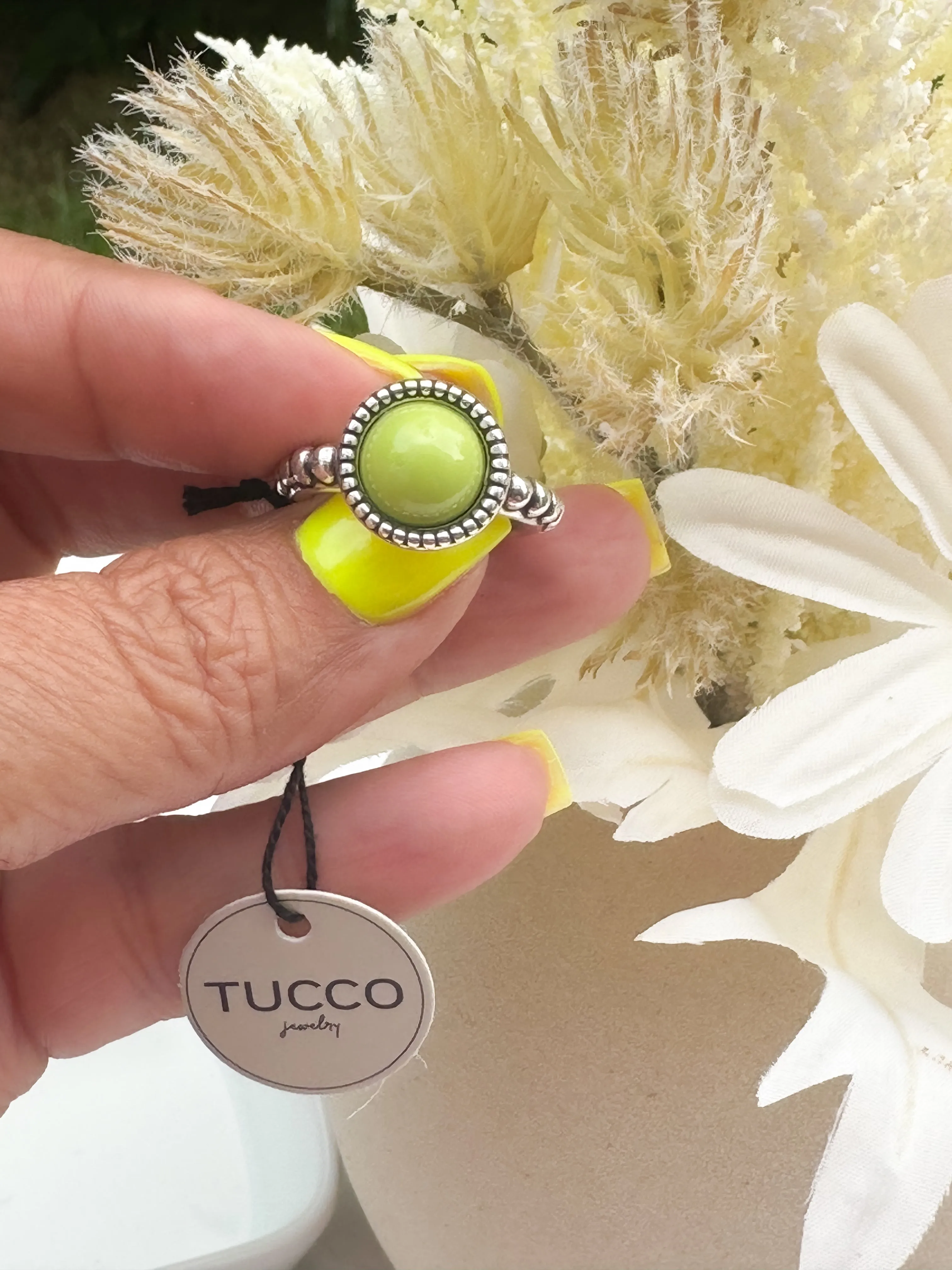 Tucco color ring