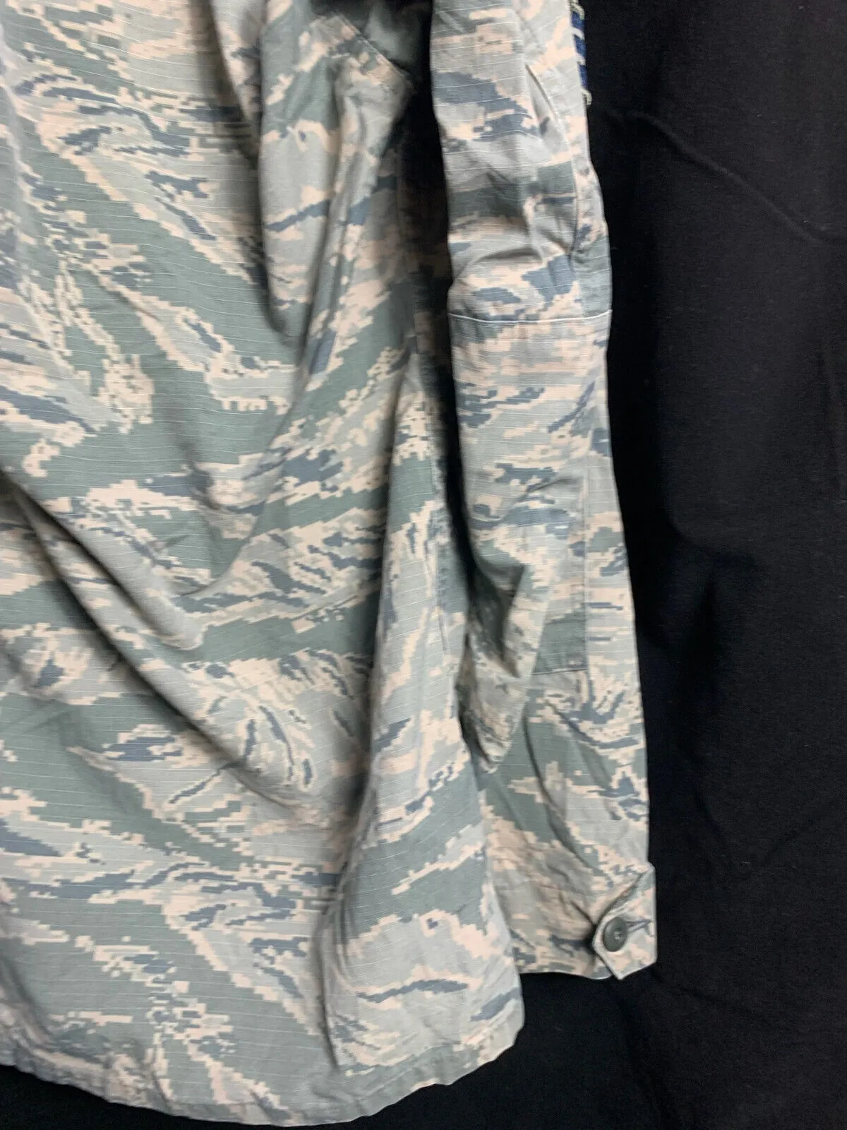 US Air Force Issue ACU Digicam Digital Camouflage Ripstop Shirt - 34" Large