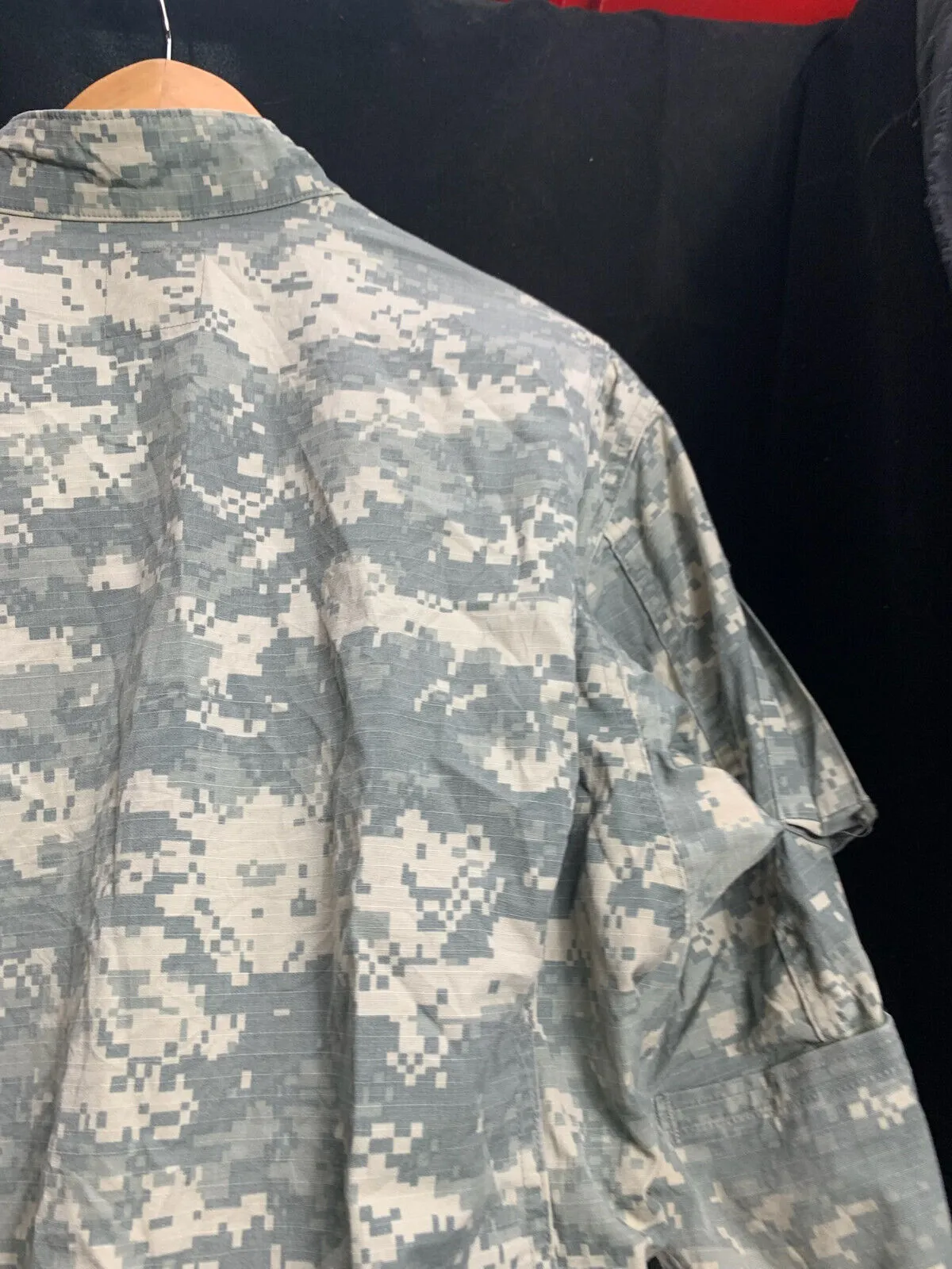 US Army Issue ACU Digicam Digital Camouflage Ripstop Shirt - Medium Long