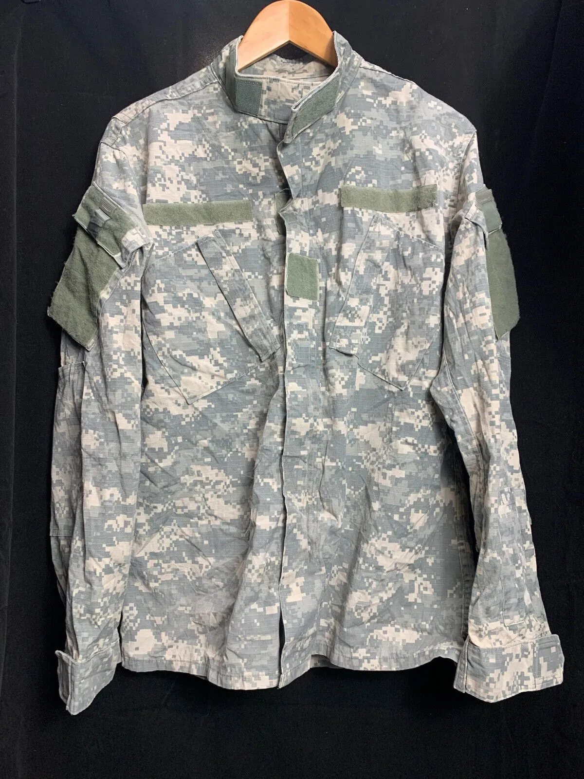 US Army Issue ACU Digicam Digital Camouflage Ripstop Shirt - Medium Long