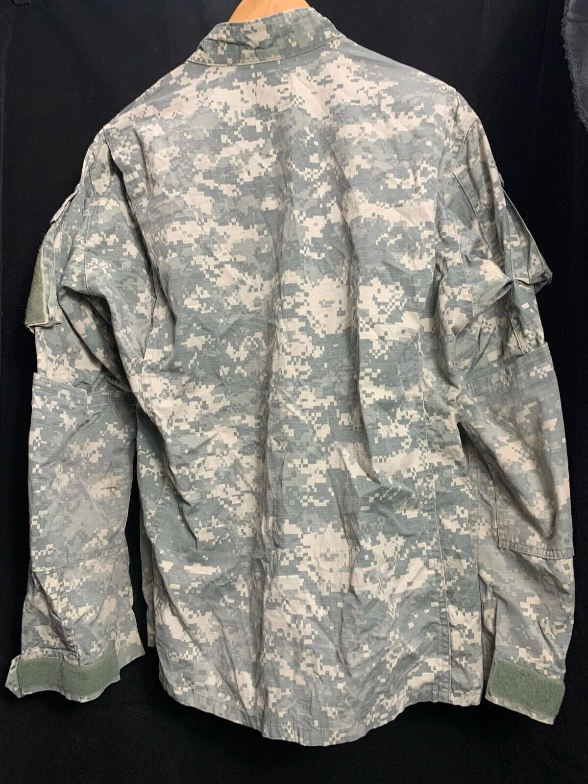 US Army Issue ACU Digicam Digital Camouflage Ripstop Shirt - Medium Long