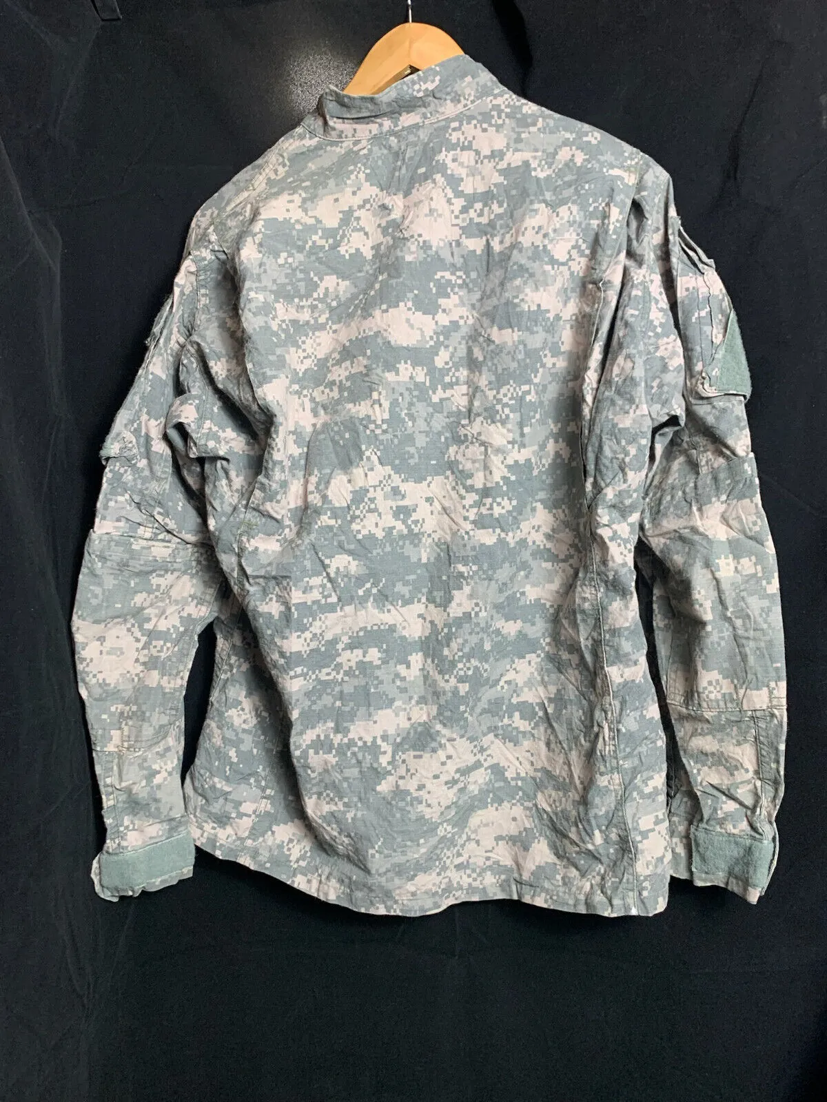 US Army Issue ACU Digicam Digital Camouflage Ripstop Shirt - Medium Regular