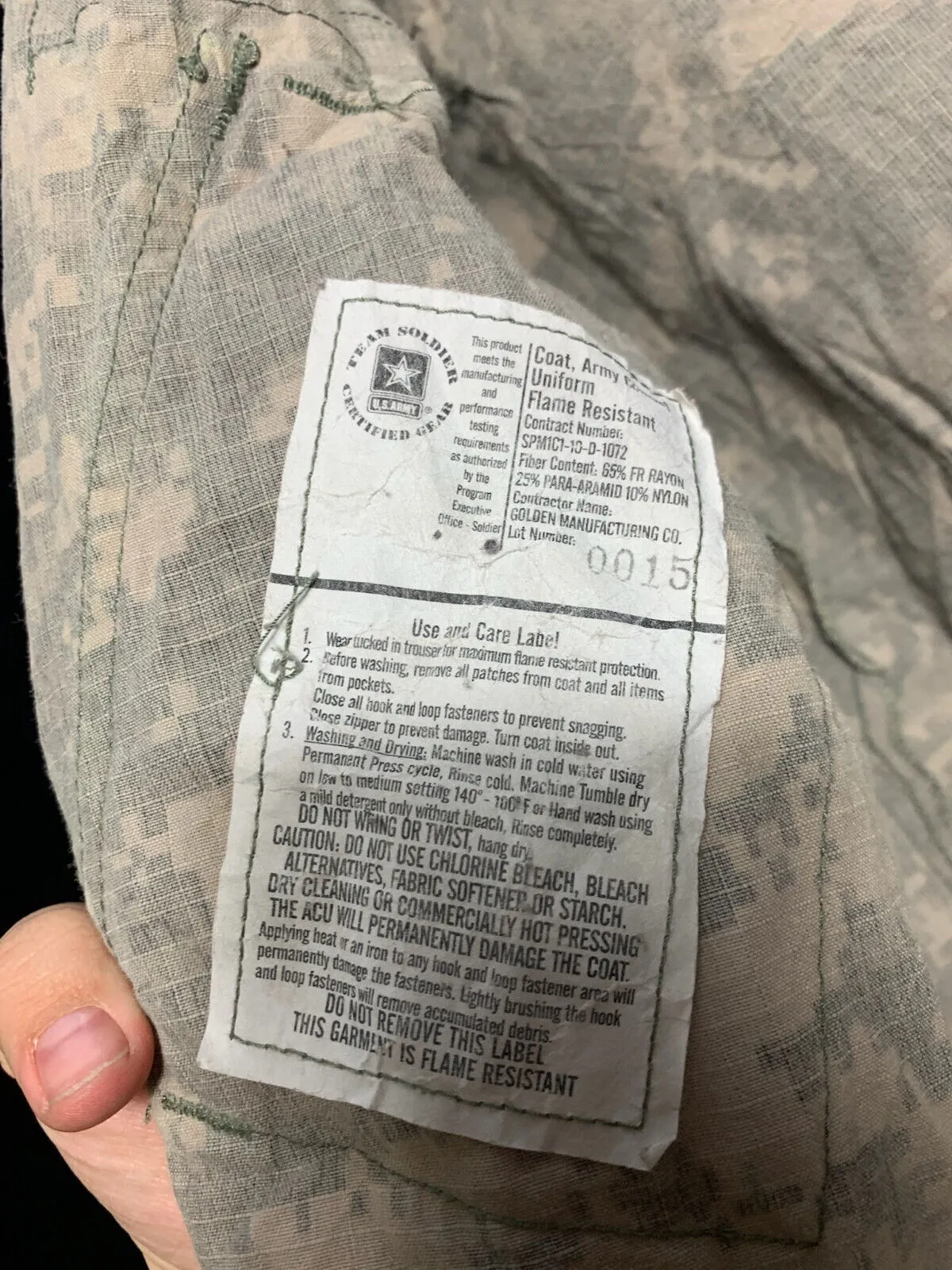 US Army Issue ACU Digicam Digital Camouflage Ripstop Shirt - Small - Regular