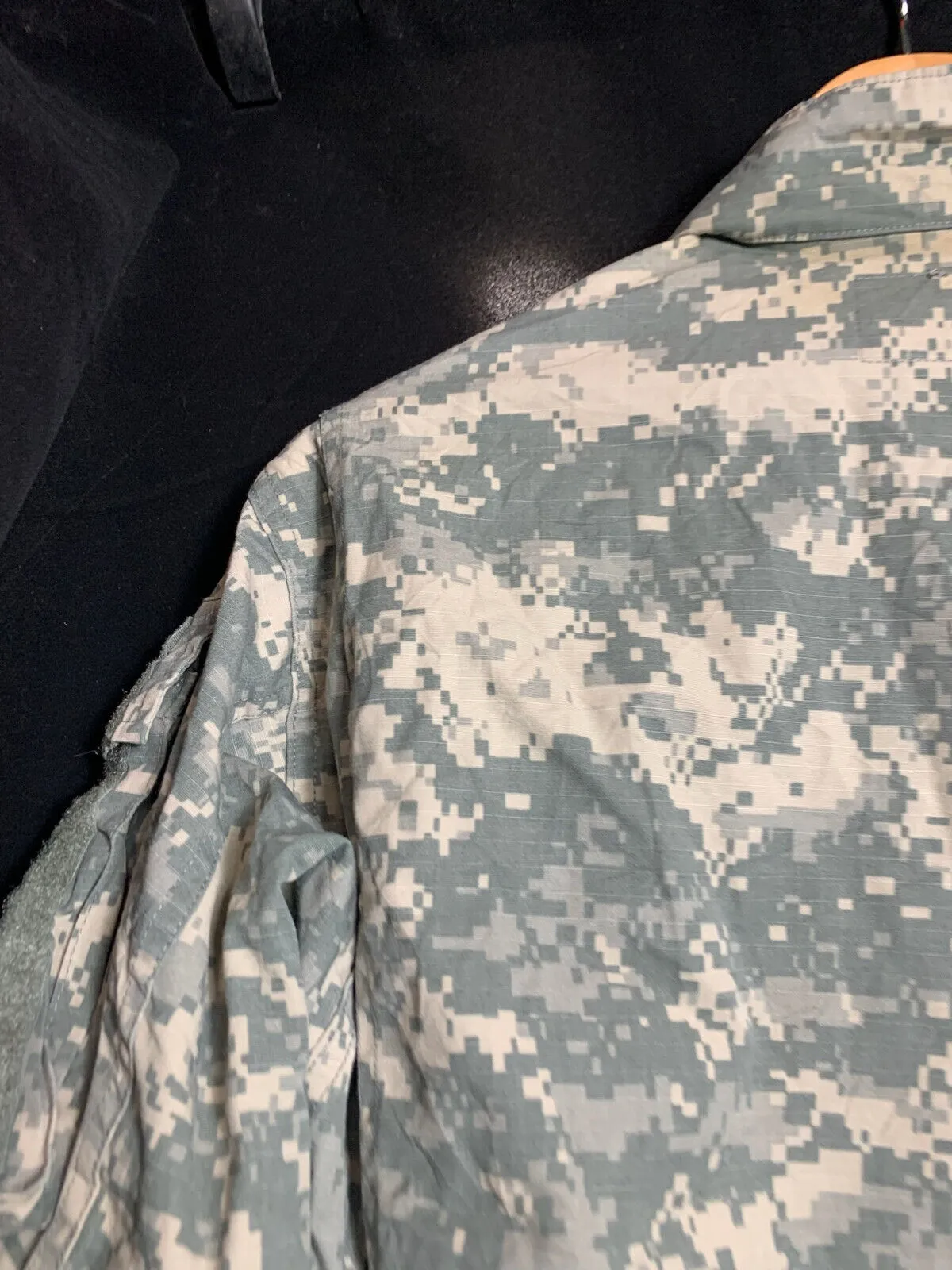 US Army Issue ACU Digicam Digital Camouflage Ripstop Shirt - Small - X Long