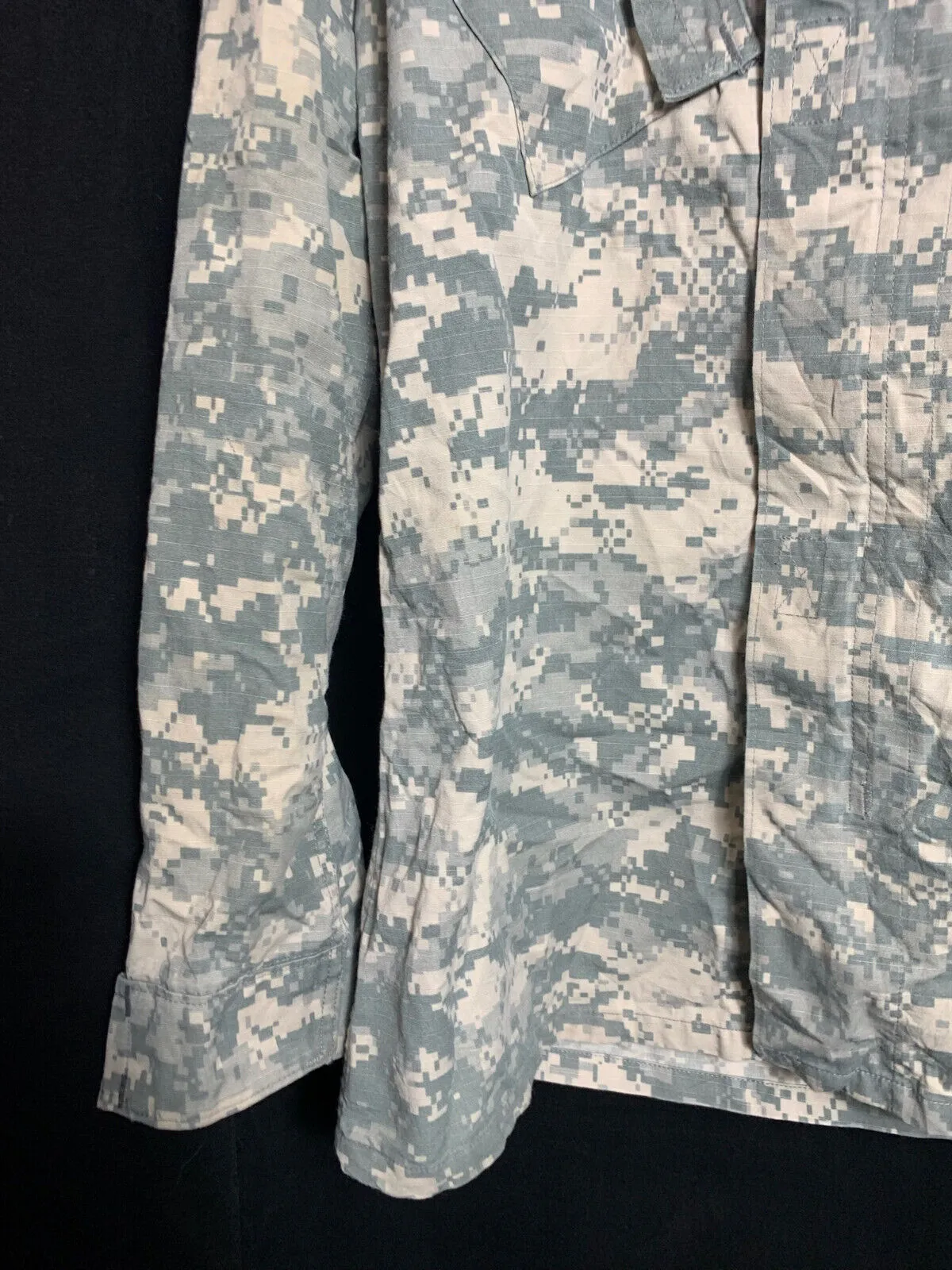 US Army Issue ACU Digicam Digital Camouflage Ripstop Shirt - Small - X Long