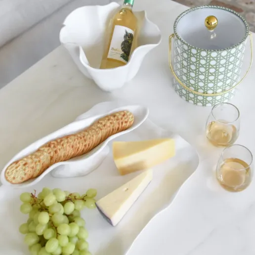 Vida Nube Oval Pedestal Cracker Tray