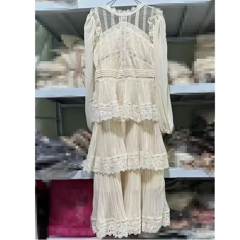 Vintage Fashion Women's Summer Dress Ladies Puff Short Sleeve O-Neck Beige Elegant Party Dress Lace Long Coattail Dress