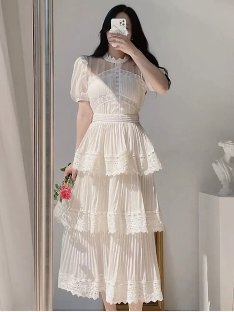 Vintage Fashion Women's Summer Dress Ladies Puff Short Sleeve O-Neck Beige Elegant Party Dress Lace Long Coattail Dress