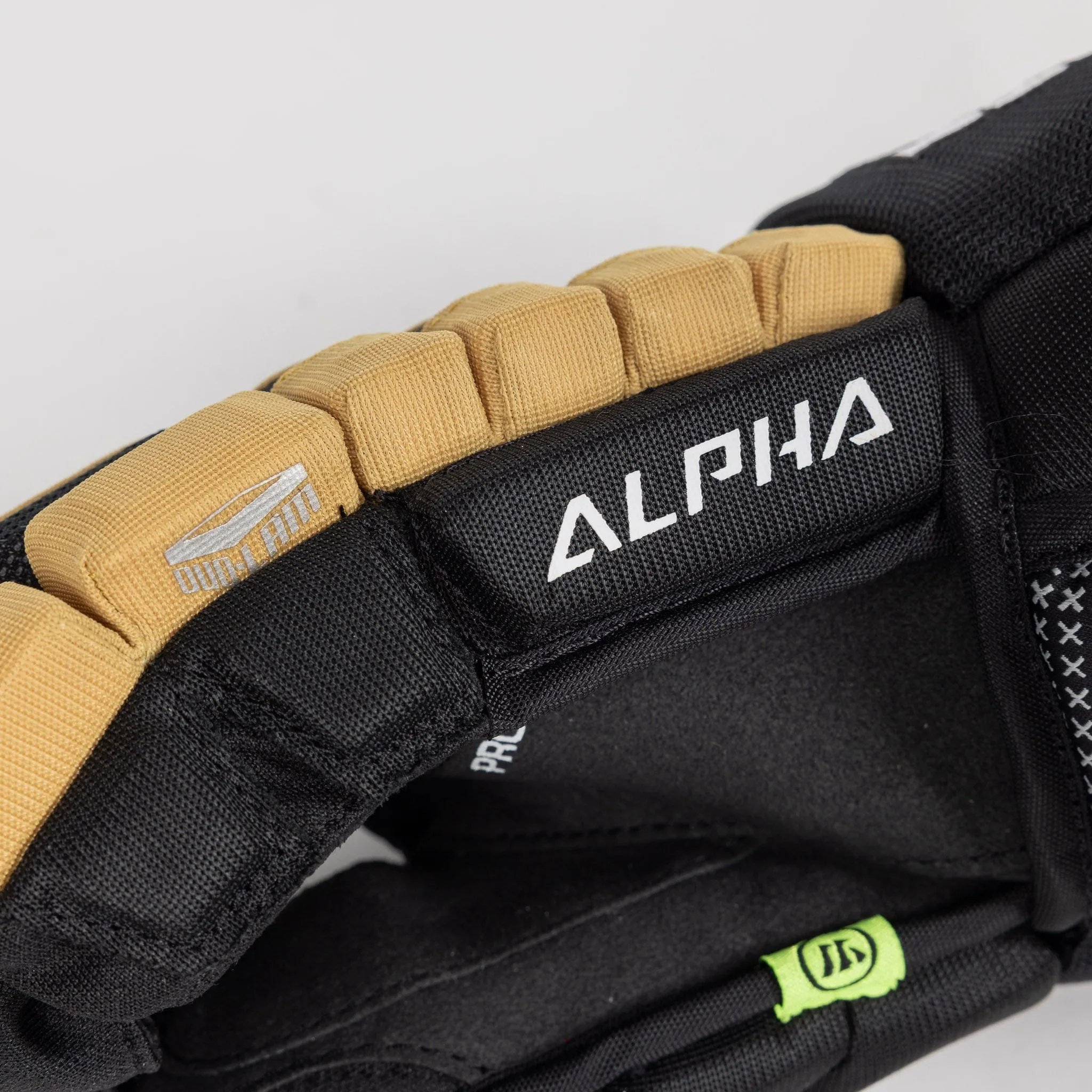 Warrior Alpha FR2 Junior Hockey Glove