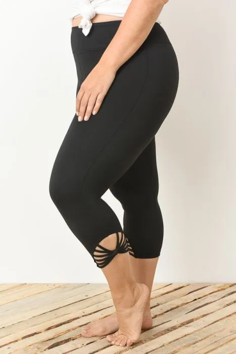 Webbed Capri Leggings - Plus Sizes
