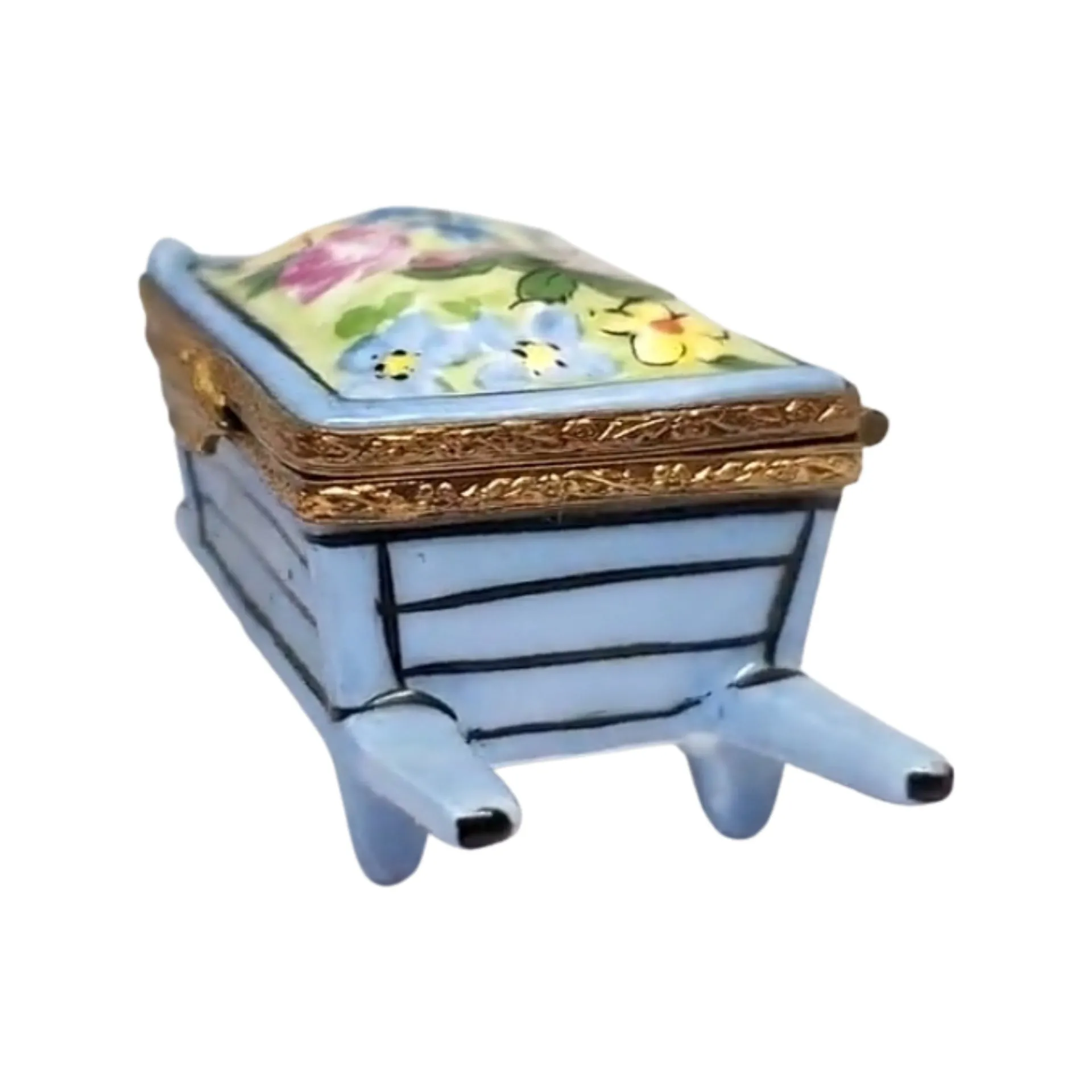 Wheel Barrow: Garden w Flower