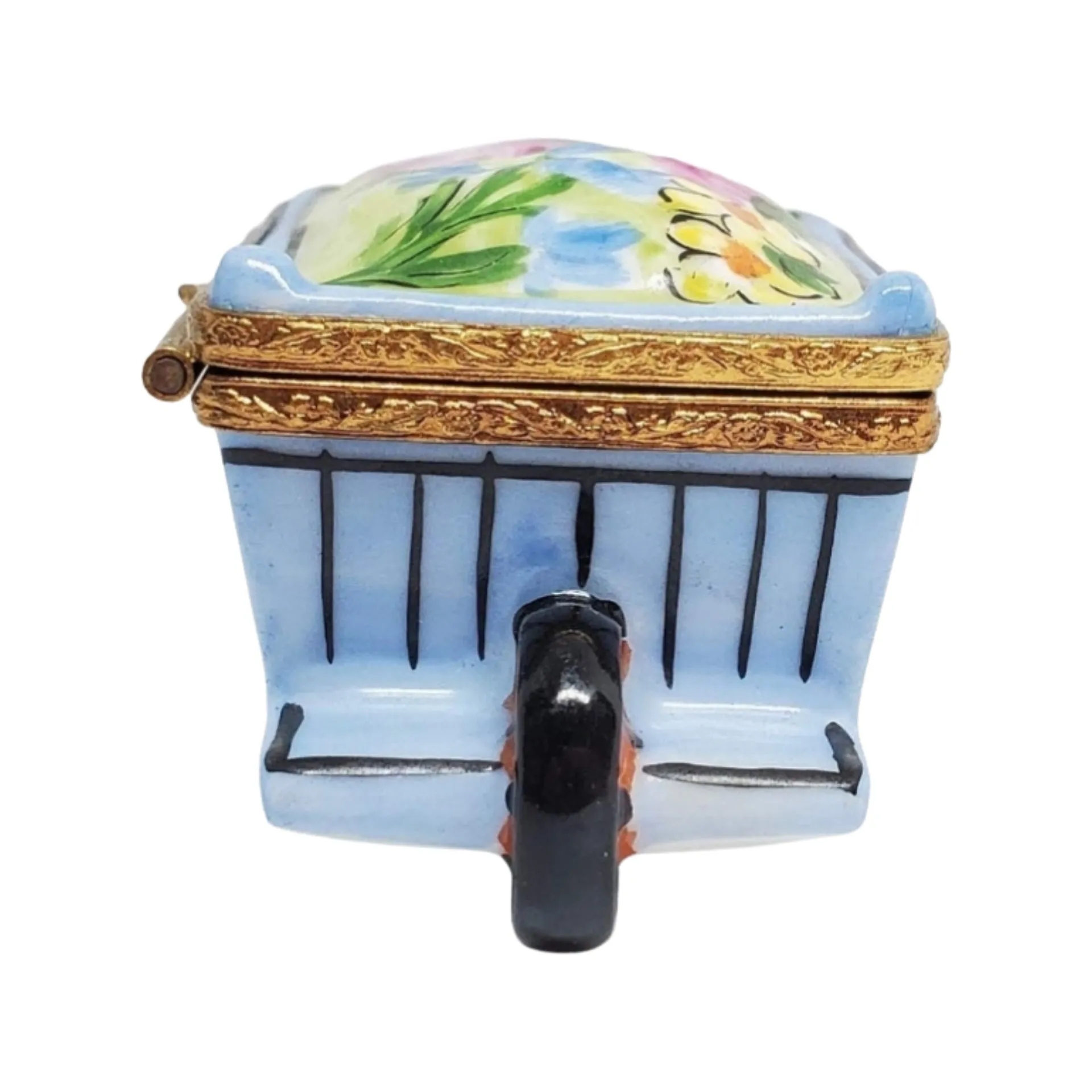 Wheel Barrow: Garden w Flower