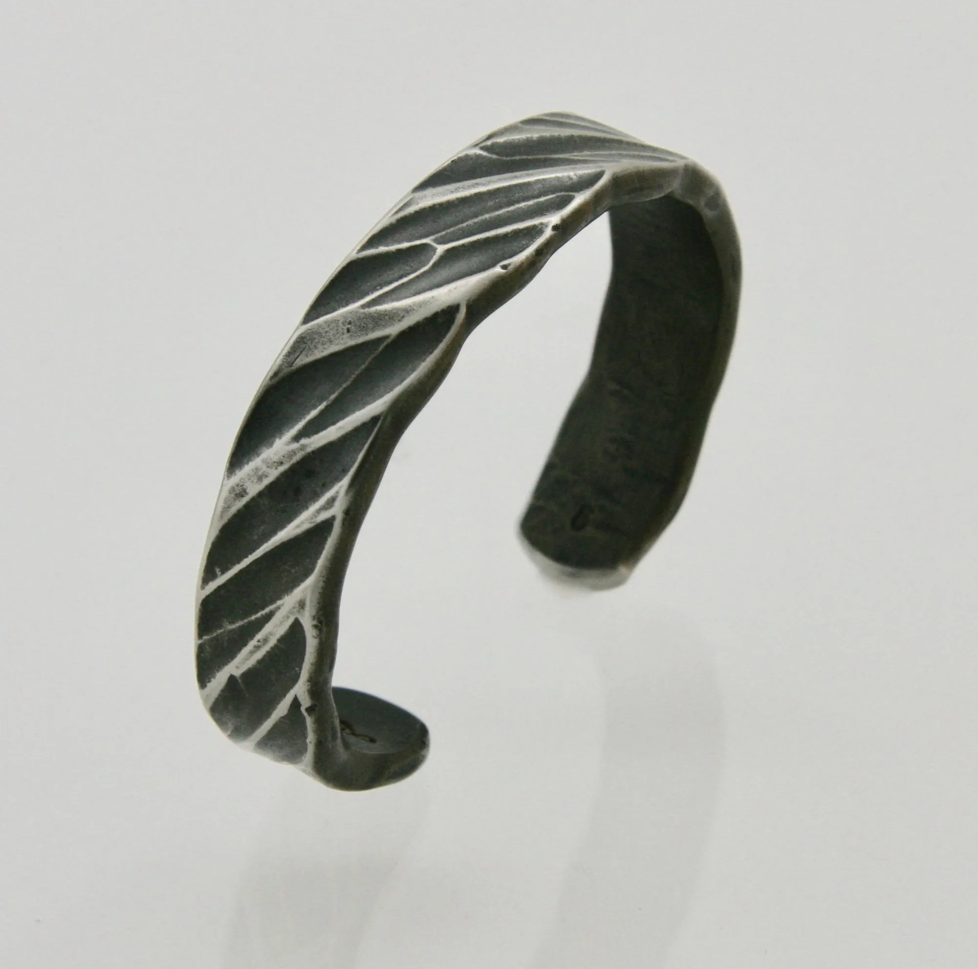 Wide Rope Pattern Cuff Bracelet: Men & Women