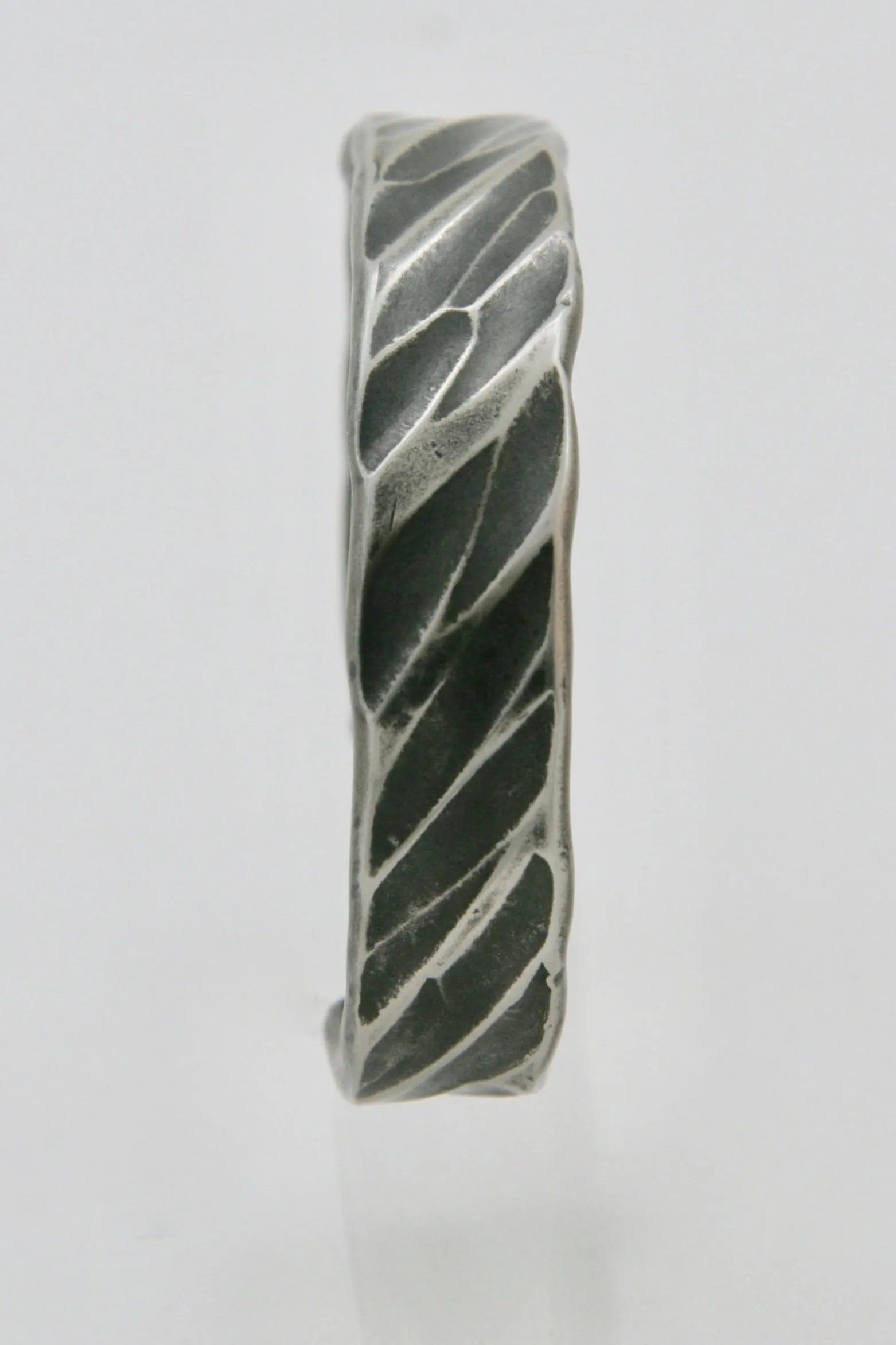 Wide Rope Pattern Cuff Bracelet: Men & Women