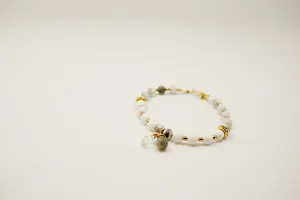 Women's Howlite, Labradorite, Clear Quartz Bracelet with Bead Tassle