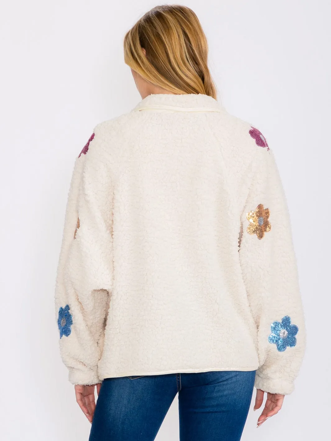 WOMEN'S LONG SLEEVES BUTTON CLOSURE FLOWERS DETAILED SHERPA SWEATER