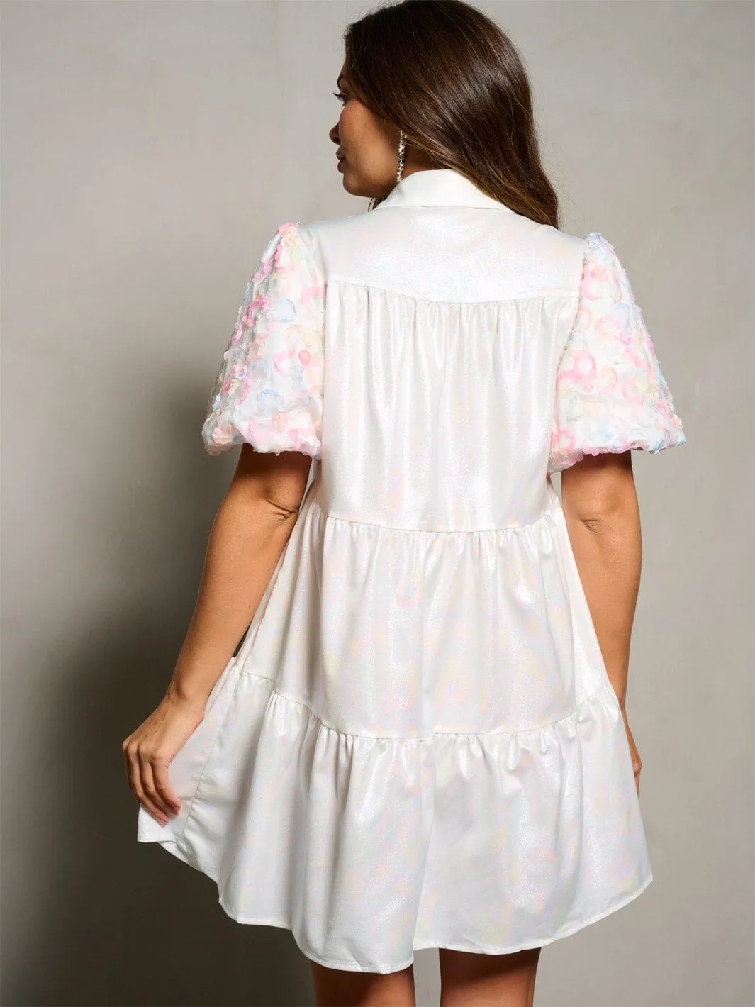 WOMEN'S SHORT DETAILED SLEEVE BUTTON UP TIERED SHIMMER MINI DRESS