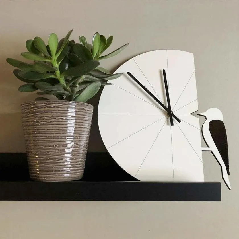 Woodpecker wall clock - white