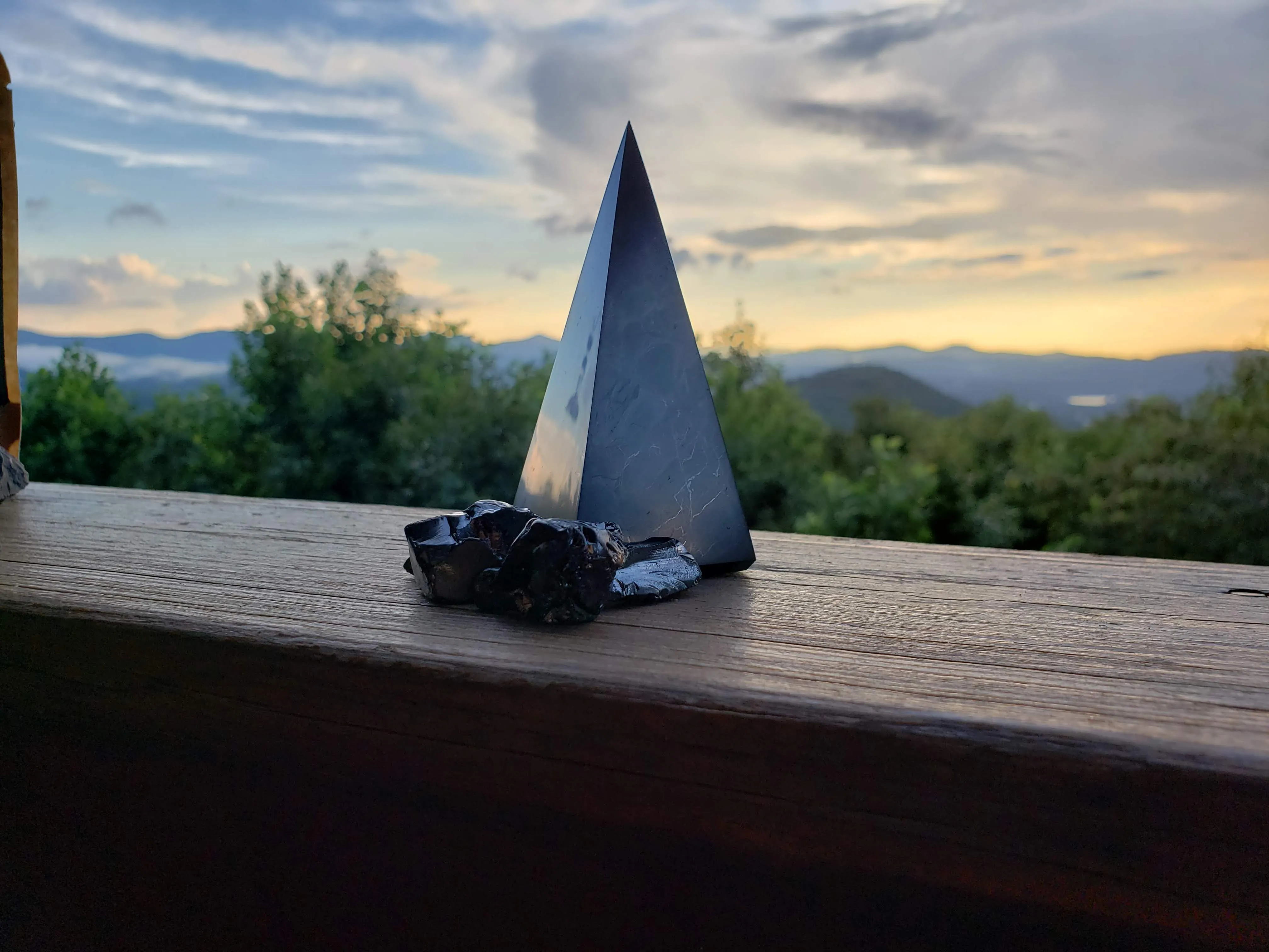 XL Polished Shungite Pyramid - 8.5 inch Reiki-Charged Power Pyramid