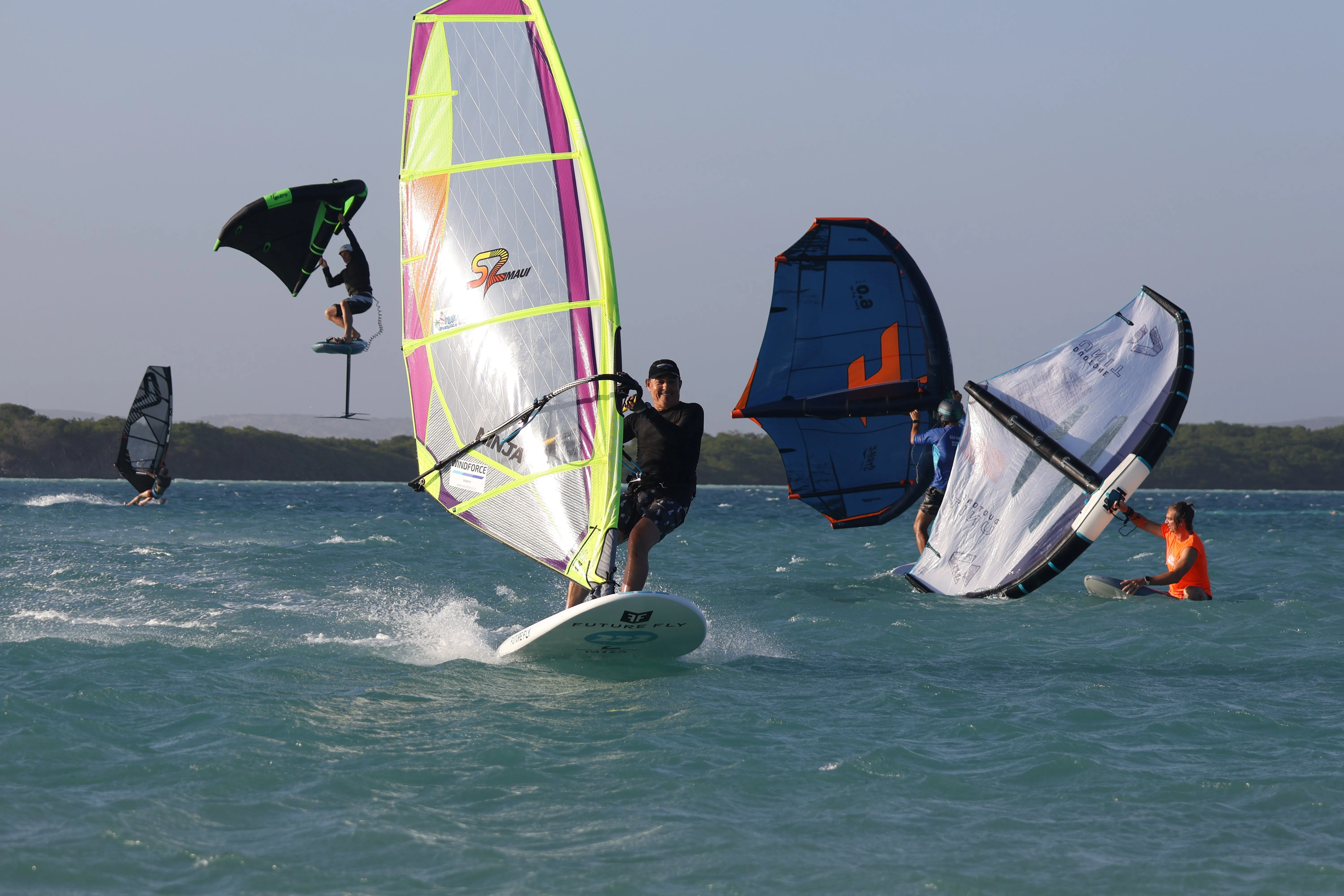 YALLA 222 2024 - BEGINNER BOARD - INTRODUCTORY OFFER