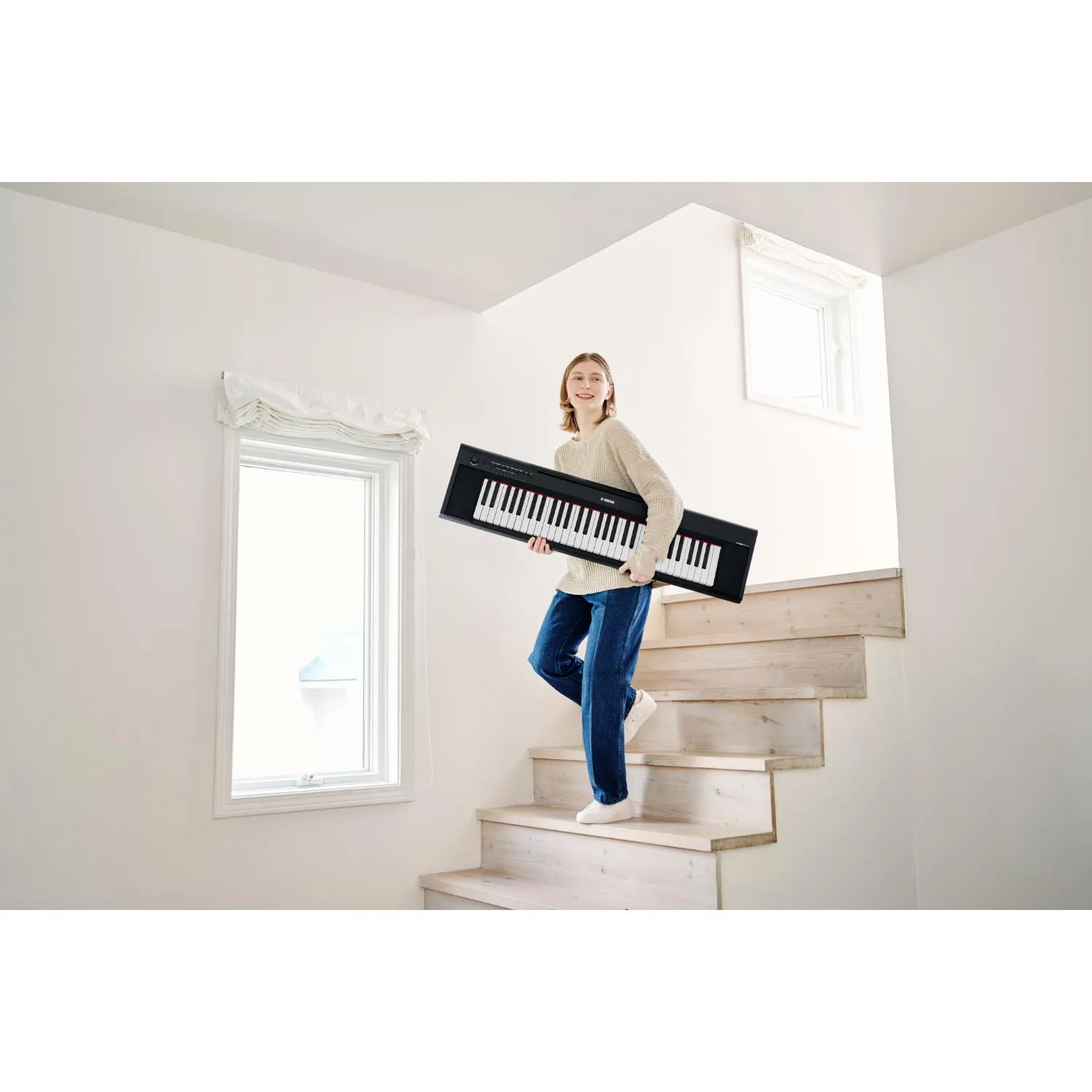 Yamaha NP-35 Piaggero 76-Key Piano-Style Keyboard