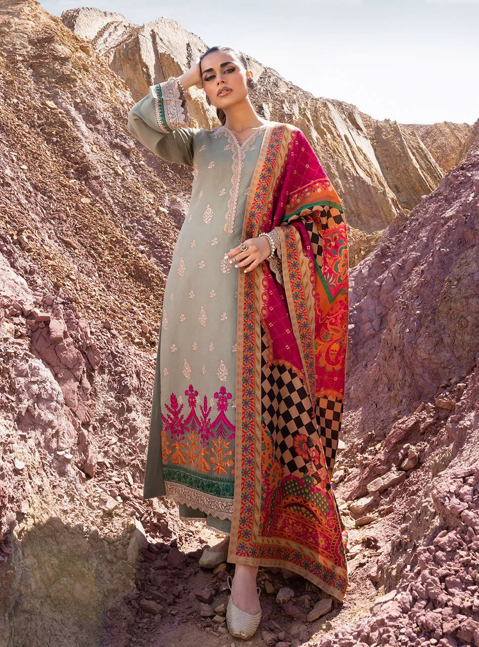 Zainab Chottani | Winter Shawl 2022 | HAYAT