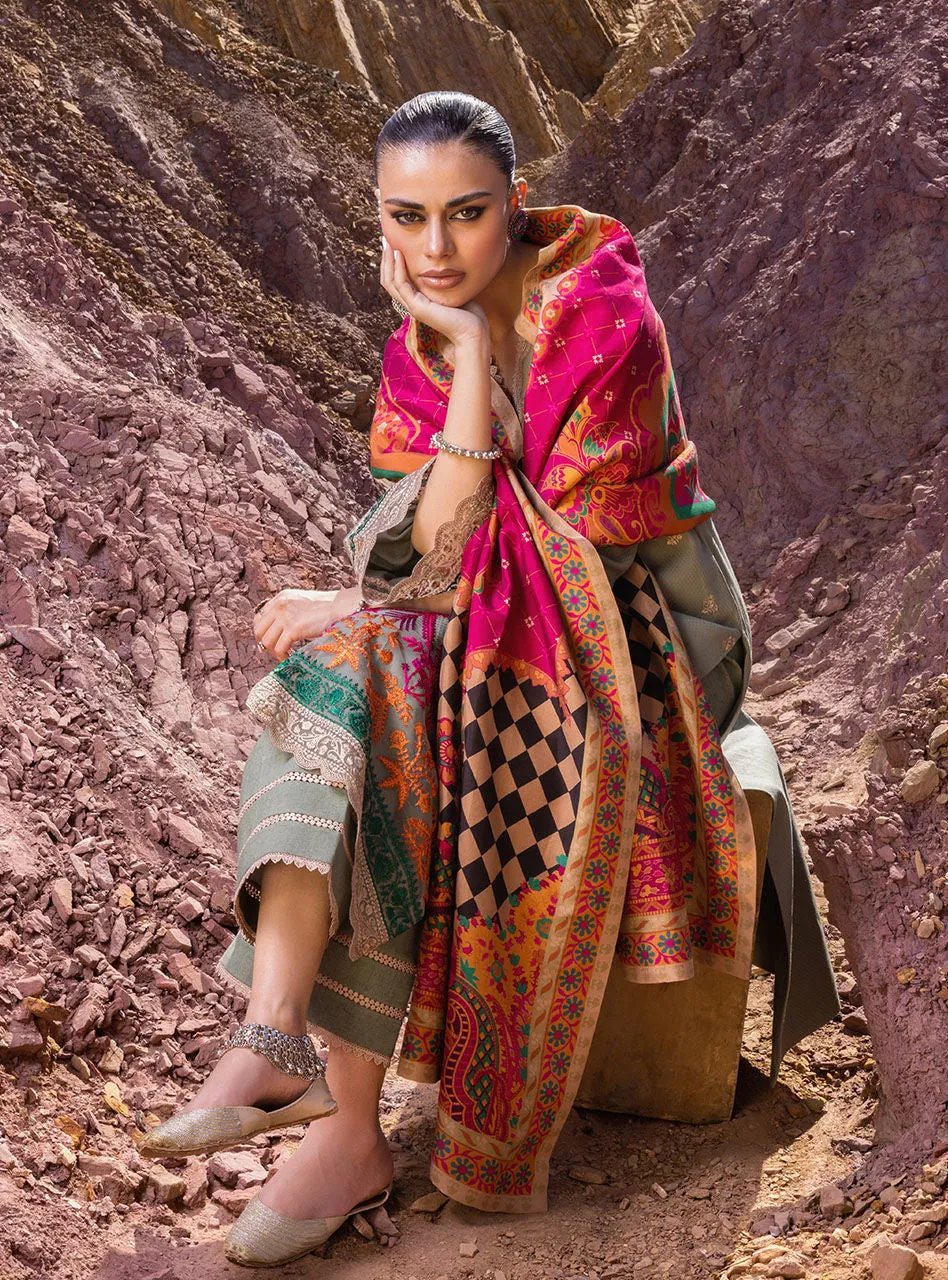 Zainab Chottani | Winter Shawl 2022 | HAYAT