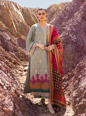Zainab Chottani | Winter Shawl 2022 | HAYAT