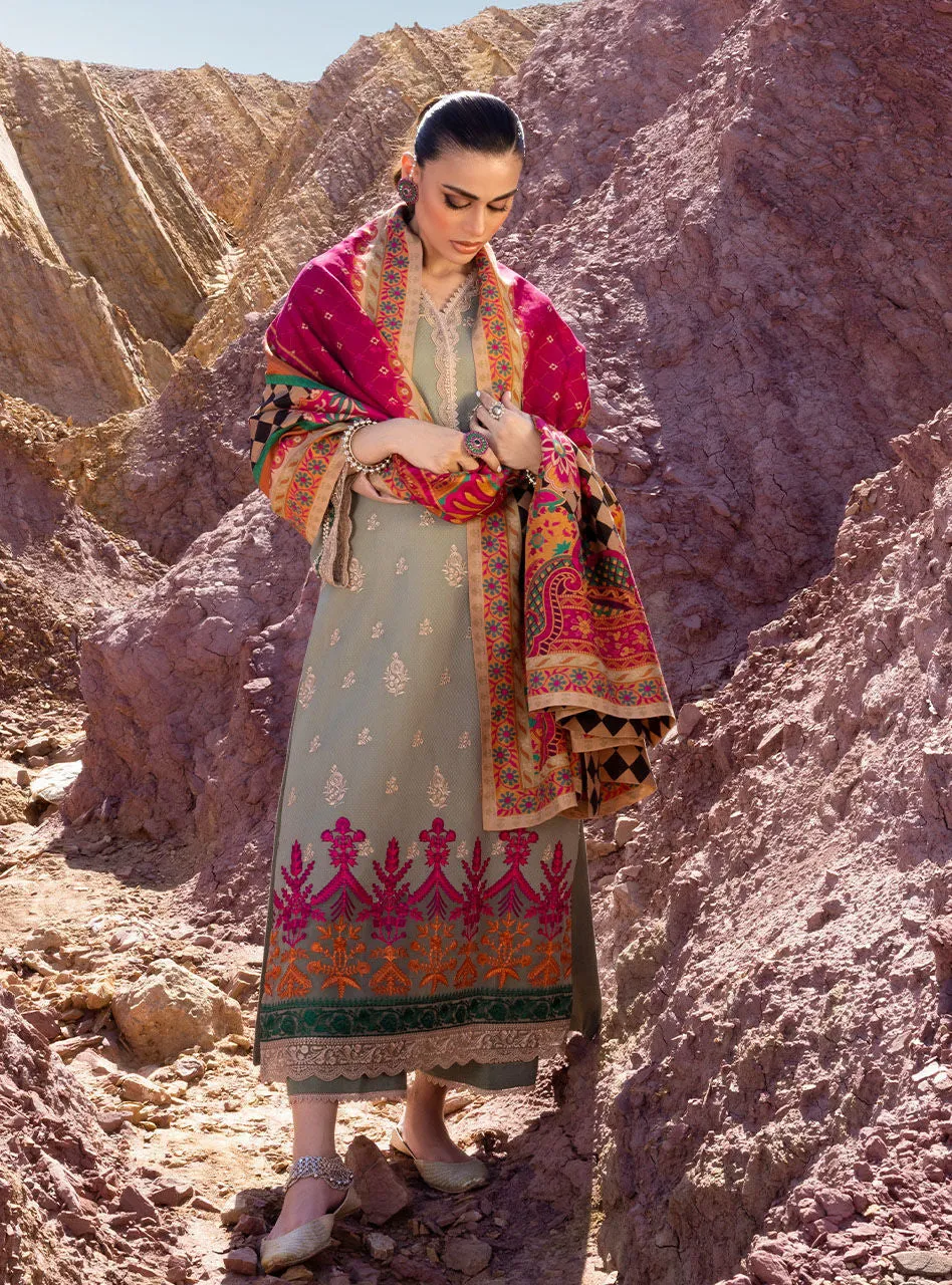 Zainab Chottani | Winter Shawl 2022 | HAYAT