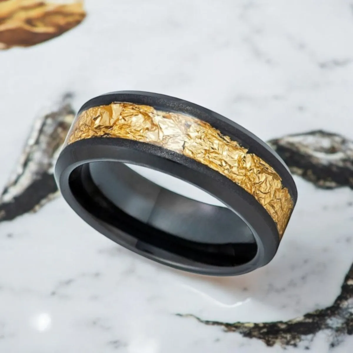 ZORYN | Black Tungsten Ring, Gold Foil Inlay, Beveled, 8mm